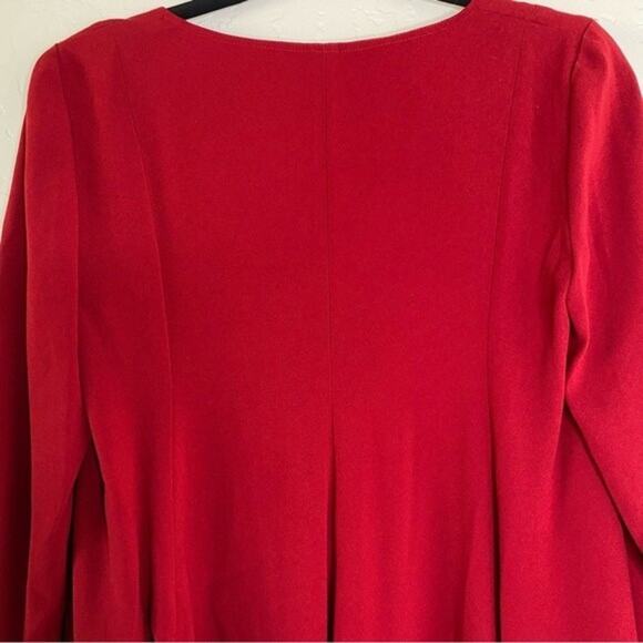 Elizabeth and James Red Ellis Long sleeve V-neck Top Small - Picture 8 of 10